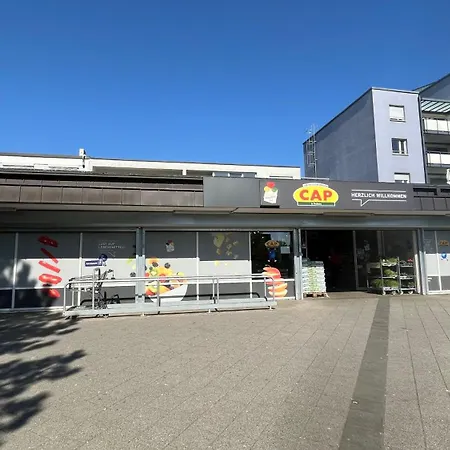 Geräumiges Geschäftszimmer Privatunterkunft Stuttgart